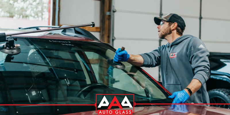 AAA AUTO GLASS