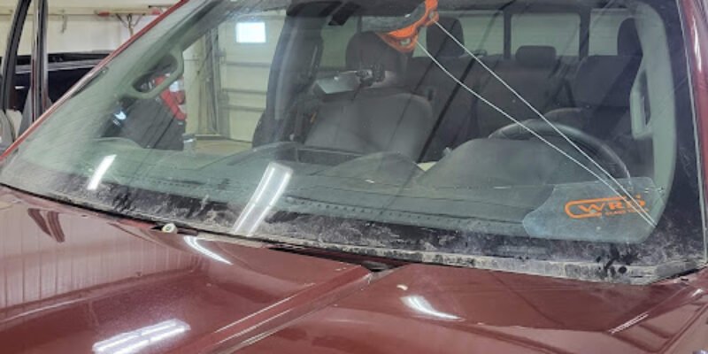 C & J Autoglass Inc